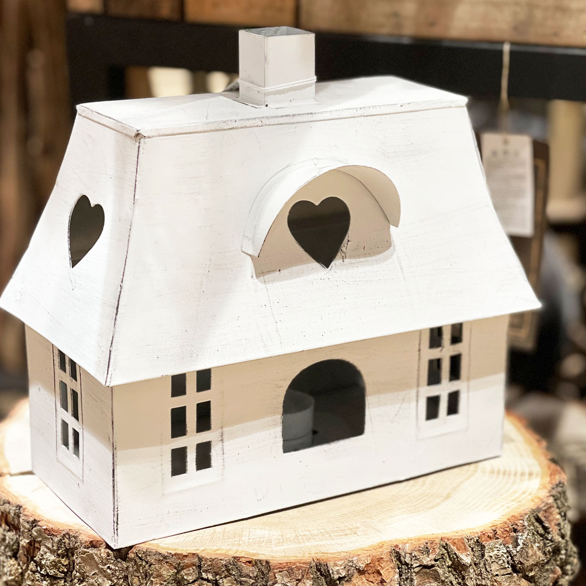 Deko Windlicht Haus, Haus mit Walmdach, antikweiß, used look, 23x22cm, Metall